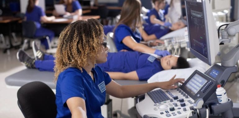 7 Reasons to Train for a Career in Sonography